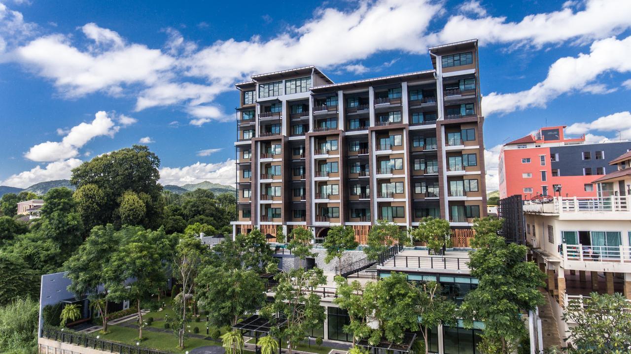 Natee The Riverfront Hotel Kanchanaburi Exterior photo